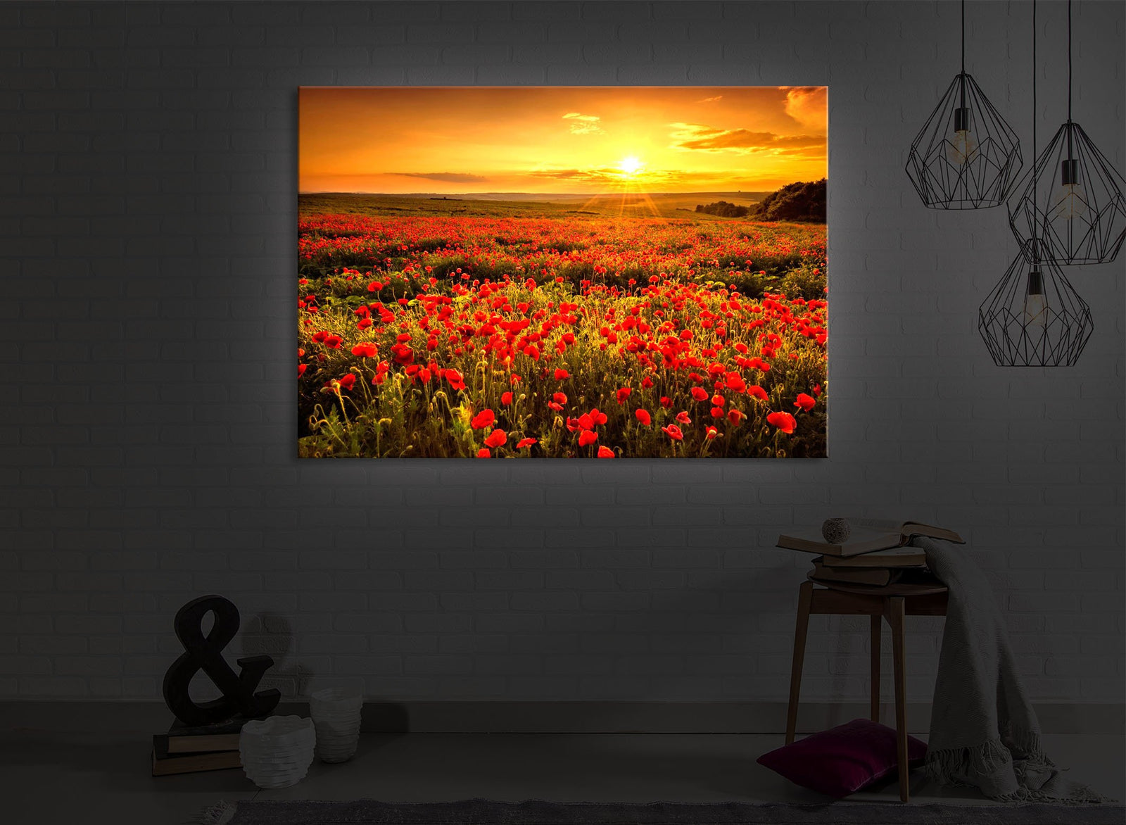 Mohnblütenfeld bei traumhaftem Sonnenuntergang