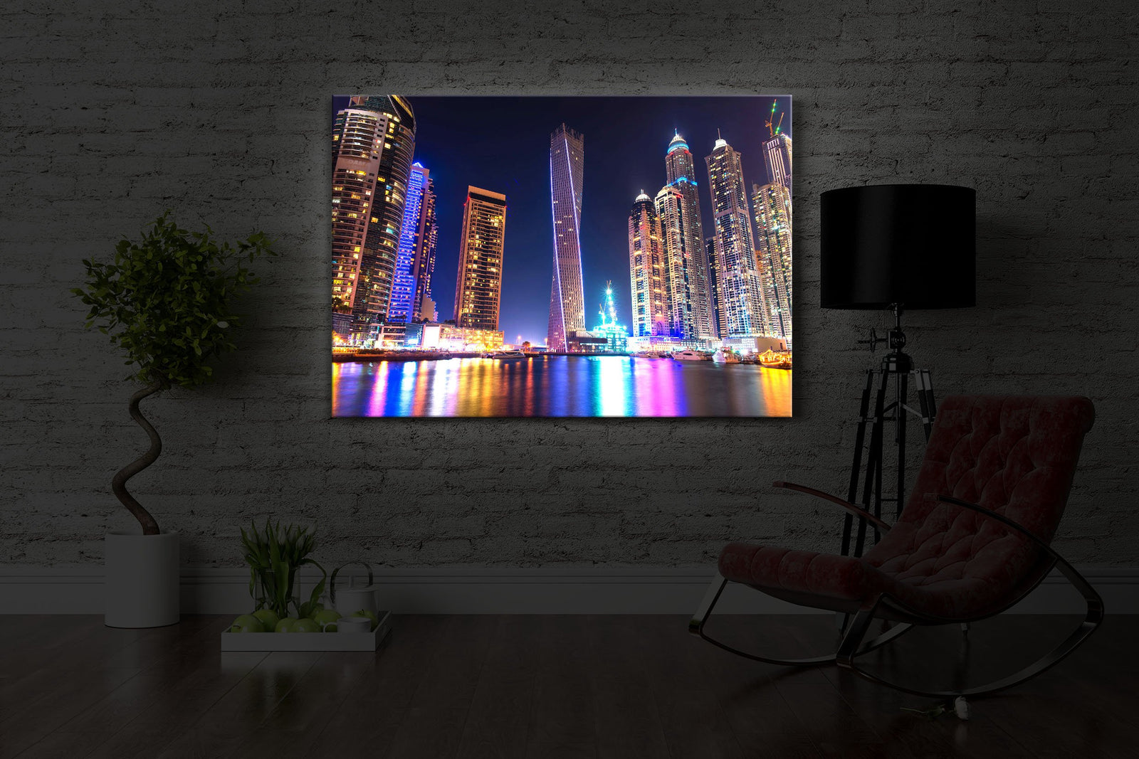 Dubai Skyline mit Cayan Tower